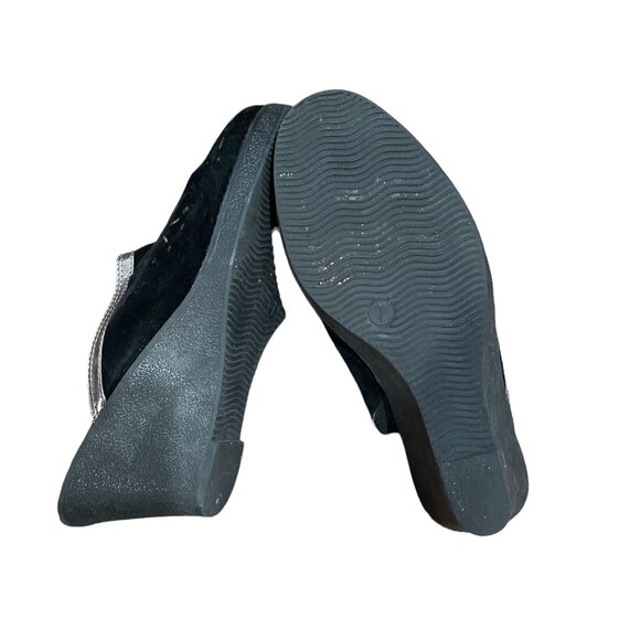 Women's Wedge Heel Sandle, No- Brand, 7. Black, Preloved in Good Condition - Picture 4 of 4